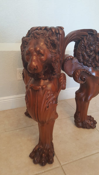 Beautiful Vintage Carved Mahogany Table Base 3 Large Winged Lions Detailed Mane