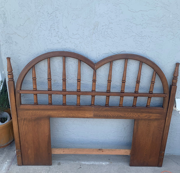 Solid wood queen/ full double arched spindles headboard