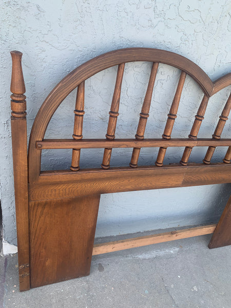 Solid wood queen/ full double arched spindles headboard
