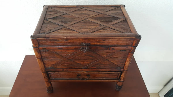 English Victorian Wicker Charred Burnt Bamboo Small Chest Trunk