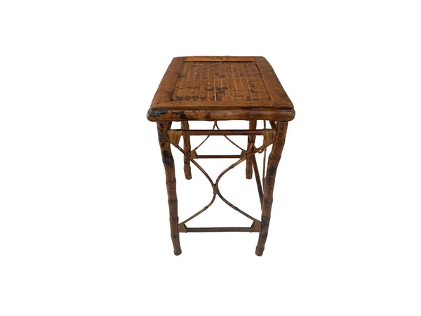 Vintage Tortoise Burnt Bamboo Side Table es