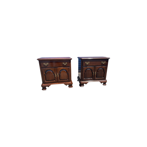 Ethan Allen Georgian Court Heirloom Cherry Nightstands a Pair