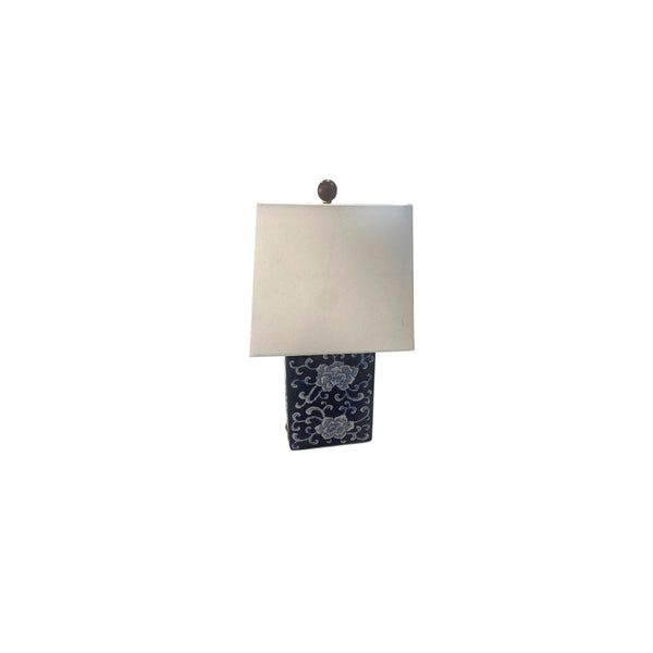 Ralph Lauren Porcelain Asian Chinoiserie Floral Blue & White Table Lamp + Shade