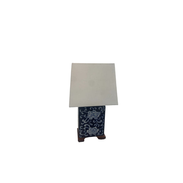 Ralph Lauren Porcelain Asian Chinoiserie Floral Blue & White Table Lamp + Shade