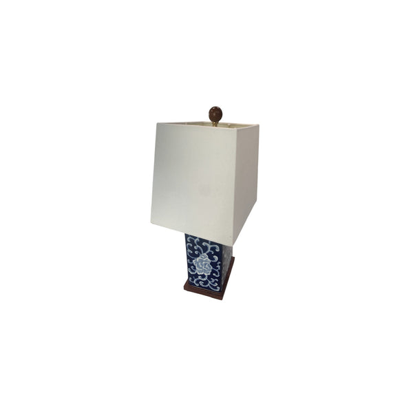 Ralph Lauren Porcelain Asian Chinoiserie Floral Blue & White Table Lamp + Shade