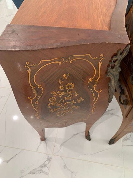Pair of Marquetry French Bombe Inlaid Chests of 3 Drawers, Louis XV with marble top