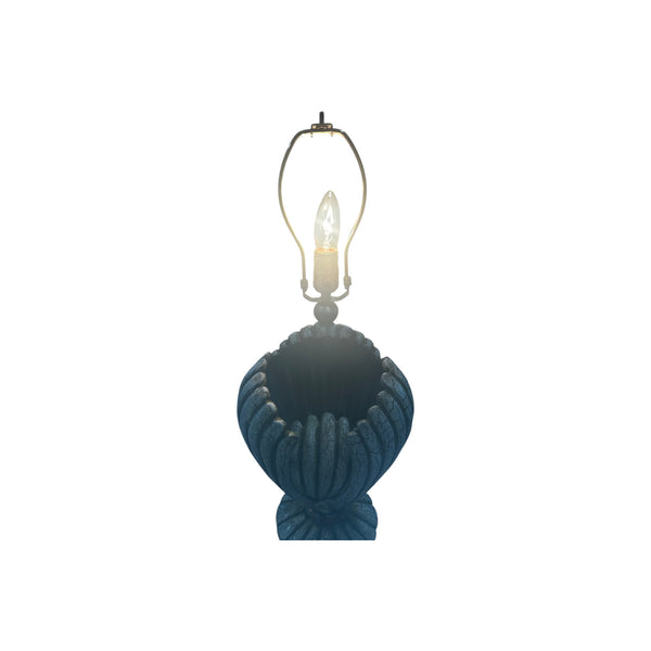 Massive Clam Shell Form Crackle Finish 3 Way Open Coastal Regency Table Lamp