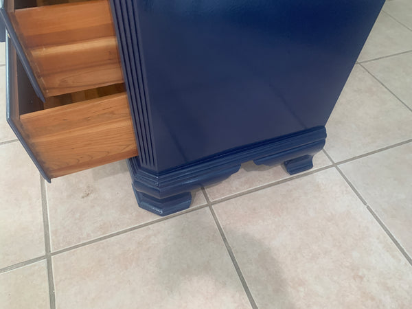 Ethan Allen Furniture Blue Navy Painted Georgian Long Dresser