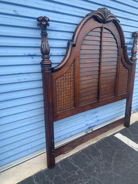 Tommy Bahama Style Queen Cottage headboard with palms finials