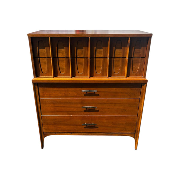 Mid Century Collection Kent Coffey Townhouse Collection chest of drawers