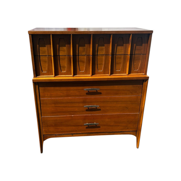Mid Century Collection Kent Coffey Townhouse Collection chest of drawers