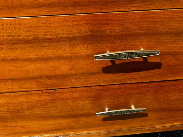Mid Century Collection Kent Coffey Townhouse Collection chest of drawers