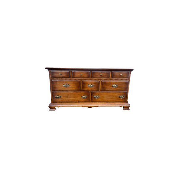 Ethan Allen Classic Manor 66" wide Nine Drawer Double Dresser
