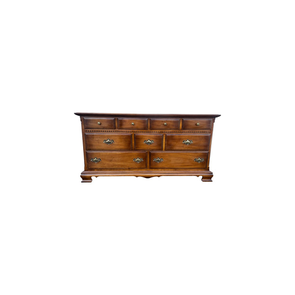 Ethan Allen Classic Manor 66" wide Nine Drawer Double Dresser