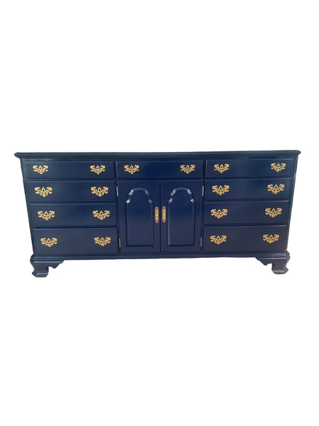 Ethan Allen Furniture Blue Navy Painted Georgian Long Dresser