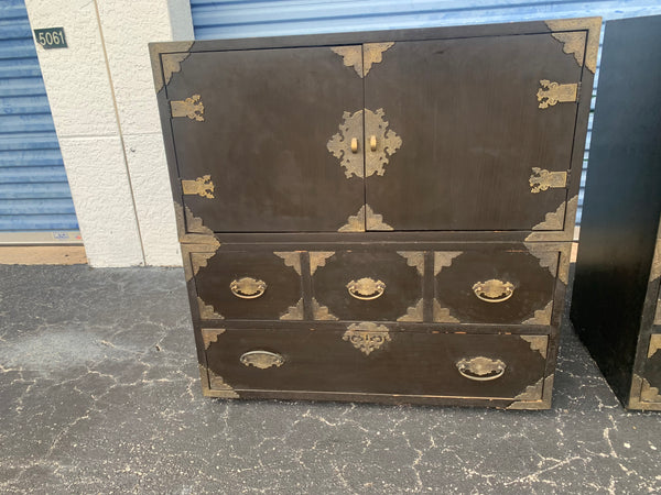 Vintage THOMASVILLE Chinoiserie Black Campaign Chest Double Doors