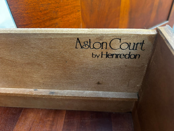 Henredon Aston Court Collection Georgian Banded Burled Armoire / TV cabinet