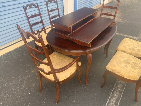 Drexel Queen Anne French Provincial Dining Room Set With 6 Chairs, 3 Leaves