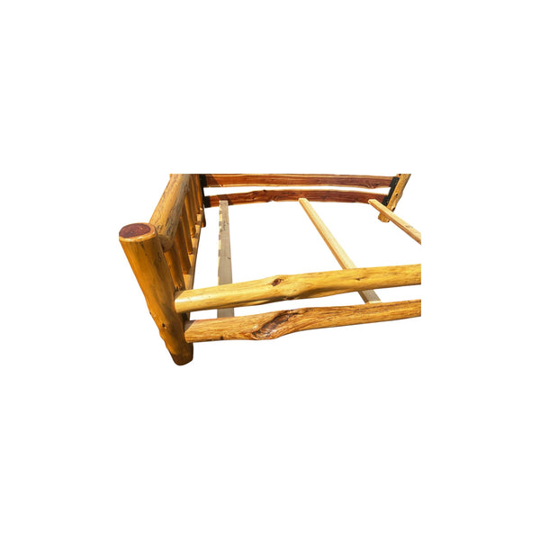Red Cedar Double Top Rail Amish Bed Queen size