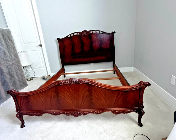 Vanleigh Attributed Early 1900s Flame Mahogany Carved bed Louis XV Style
