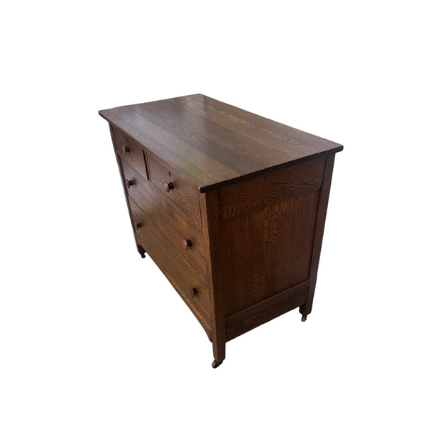 Antique American Tiger Oak Dresser / Bachelor Chest