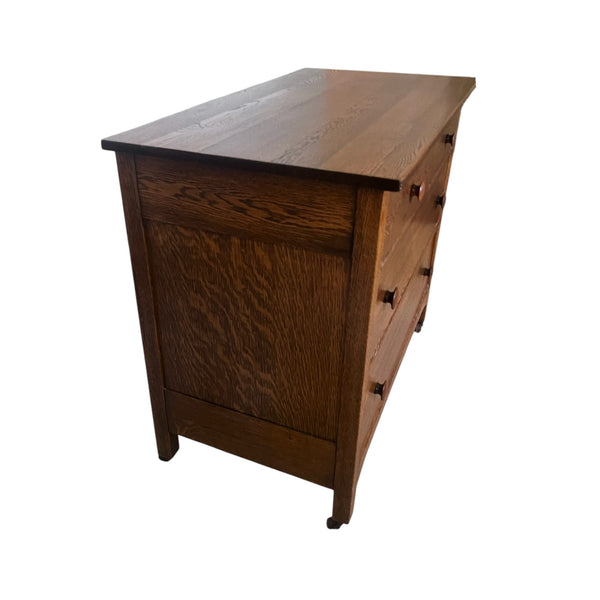 Antique American Tiger Oak Dresser / Bachelor Chest