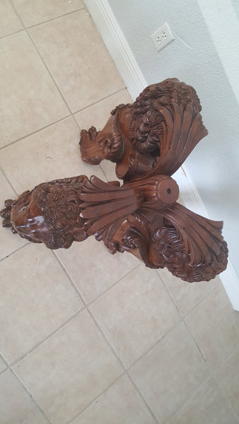 Beautiful Vintage Carved Mahogany Table Base 3 Large Winged Lions Detailed Mane