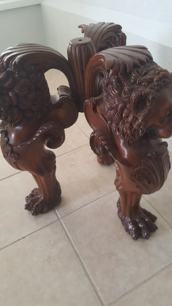 Beautiful Vintage Carved Mahogany Table Base 3 Large Winged Lions Detailed Mane