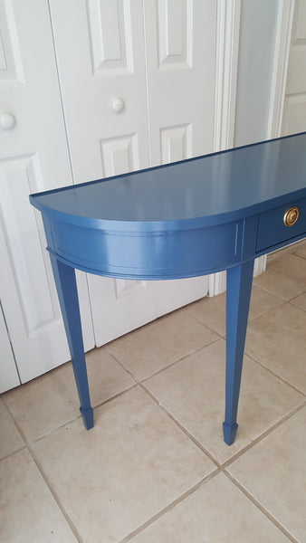 Hekman Copley Place Sofa Table Gloss Navy