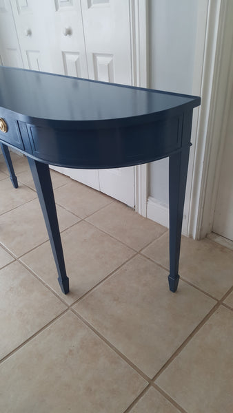 Hekman Copley Place Sofa Table Gloss Navy