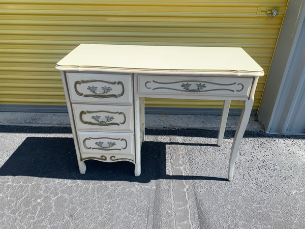 French Provincial 4 drawers desk