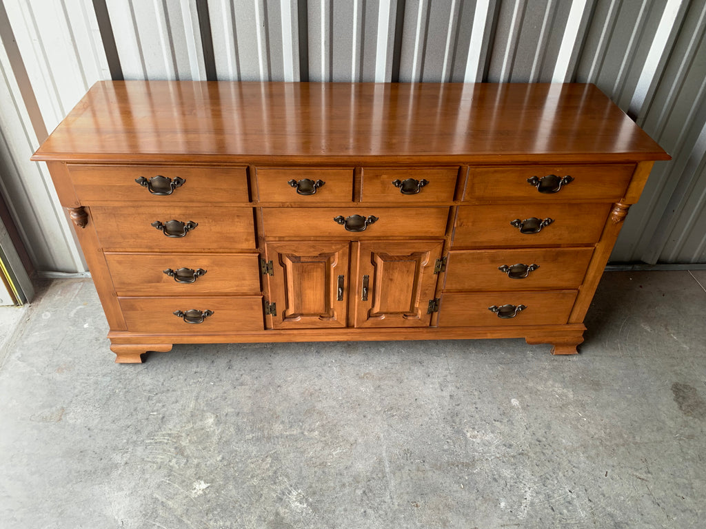 TELL CITY Young Republic Solid Hard Rock Maple Colonial Early American 54  Double Dresser Potomac Finish 